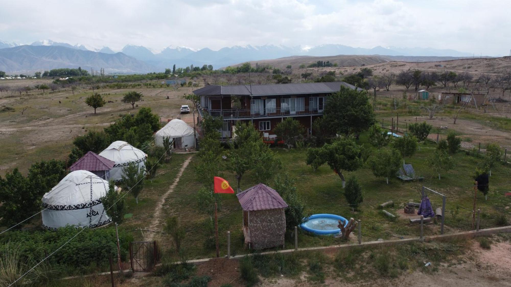 Guest House And Yurt Camp "Aktan" Bokonbayevo Exterior foto